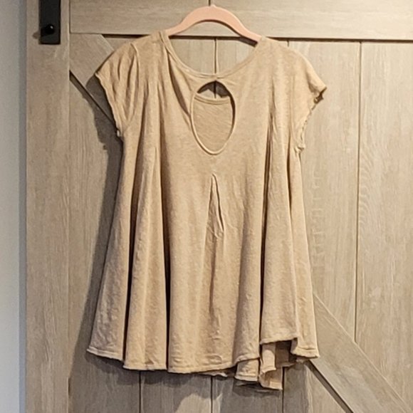 FREE PEOPLE summer top, size XS ( fits up to L), taupe color - Picture 2 of 6